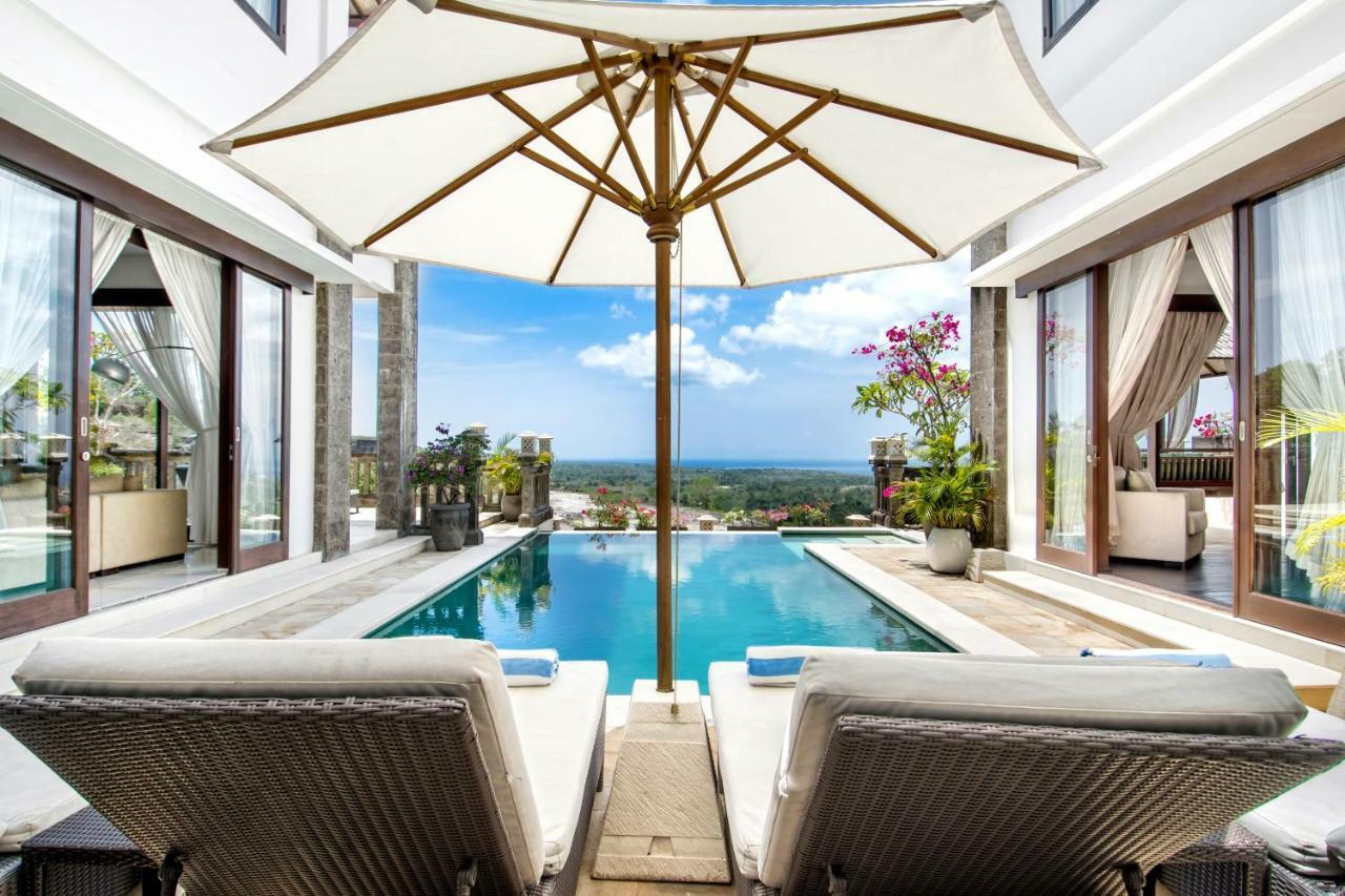 Villa Amanie - Private Villa With Infinity Pool, Stunning Views And Cook จิมบาราน ภายนอก รูปภาพ