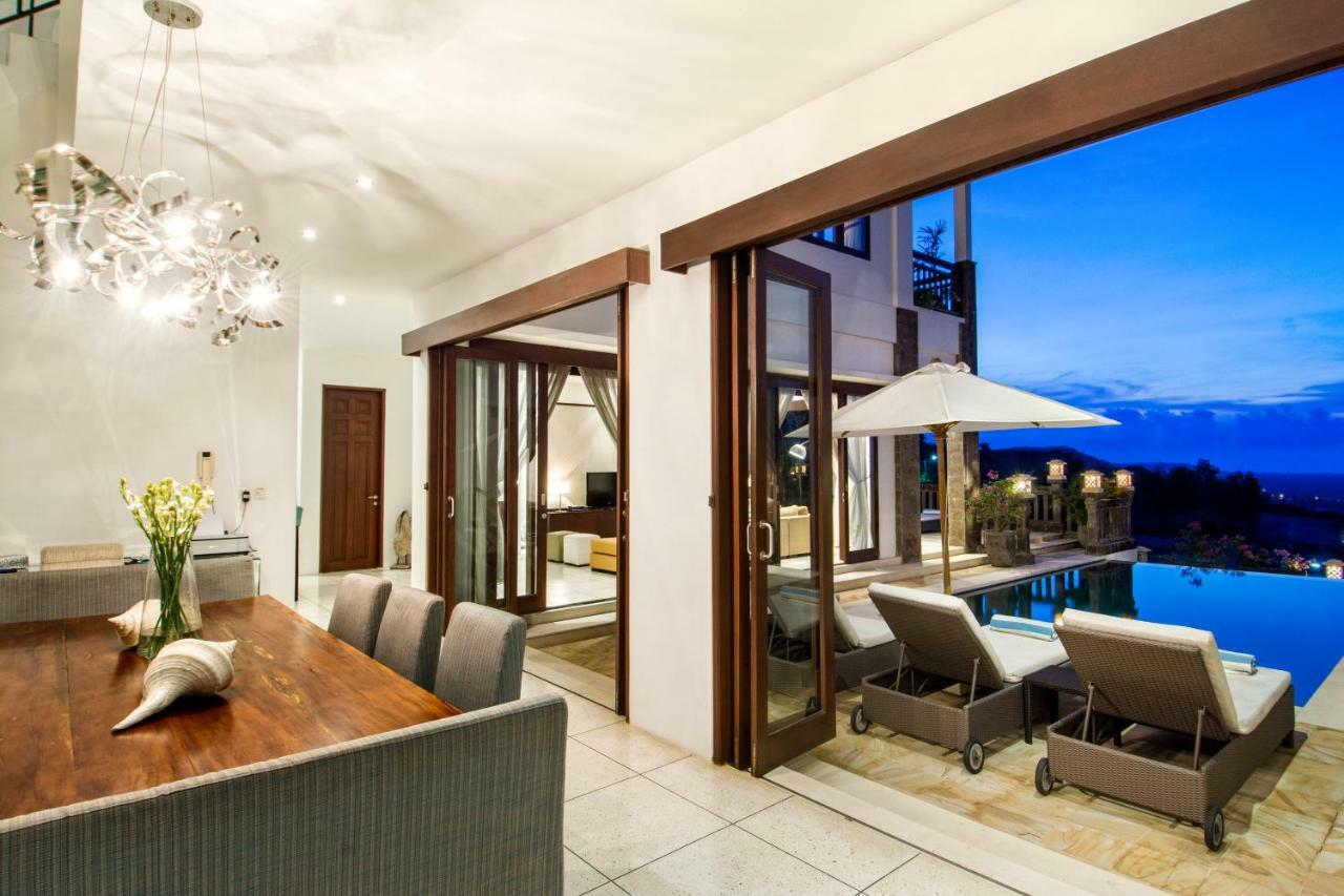 Villa Amanie - Private Villa With Infinity Pool, Stunning Views And Cook จิมบาราน ภายนอก รูปภาพ