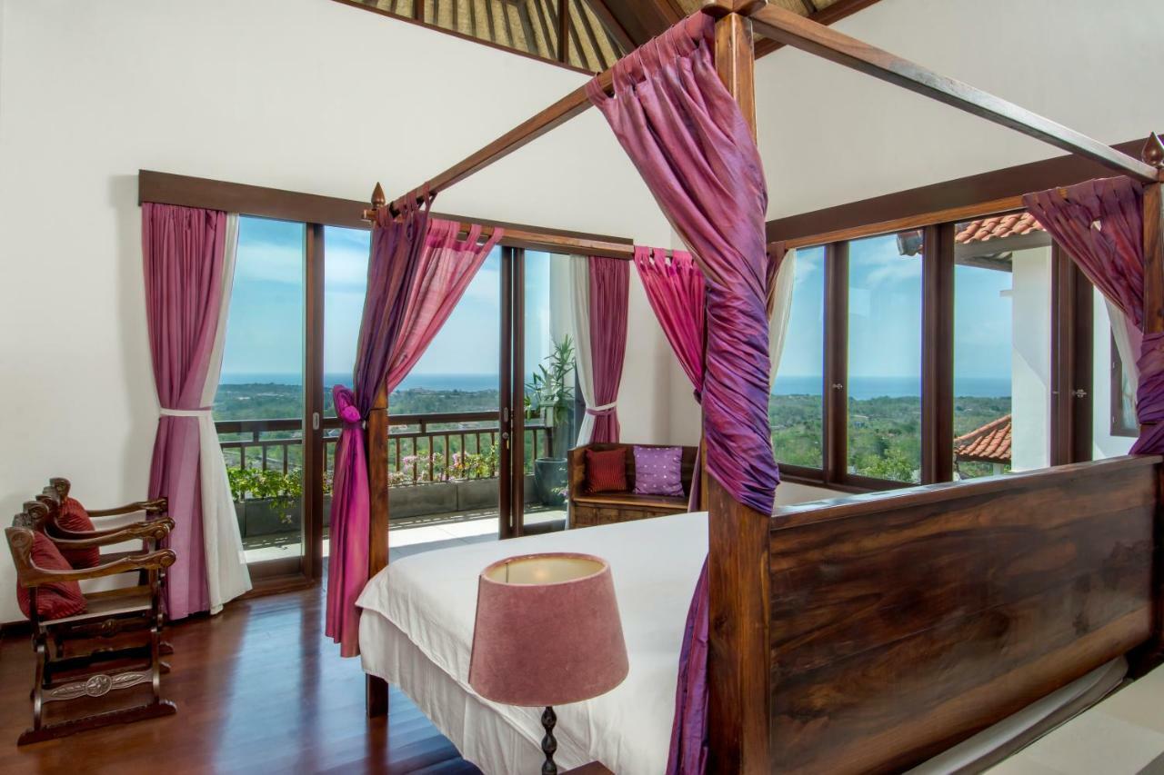Villa Amanie - Private Villa With Infinity Pool, Stunning Views And Cook จิมบาราน ภายนอก รูปภาพ